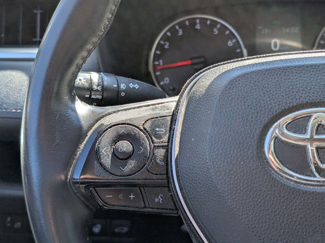 2019 Toyota RAV4 2T3R1RFV3KW012203 Grey Sherbrooke - photo #14