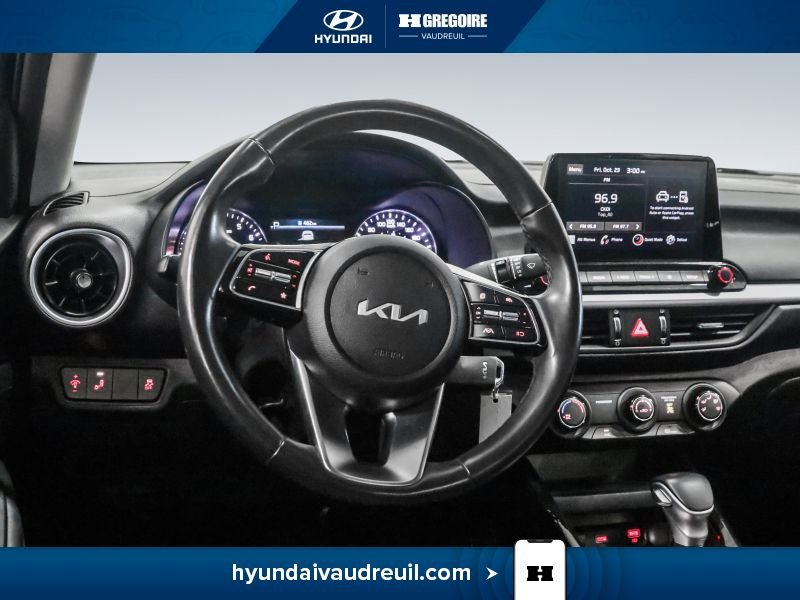 2023 Kia Forte Black Saint-Eustache - photo #19
