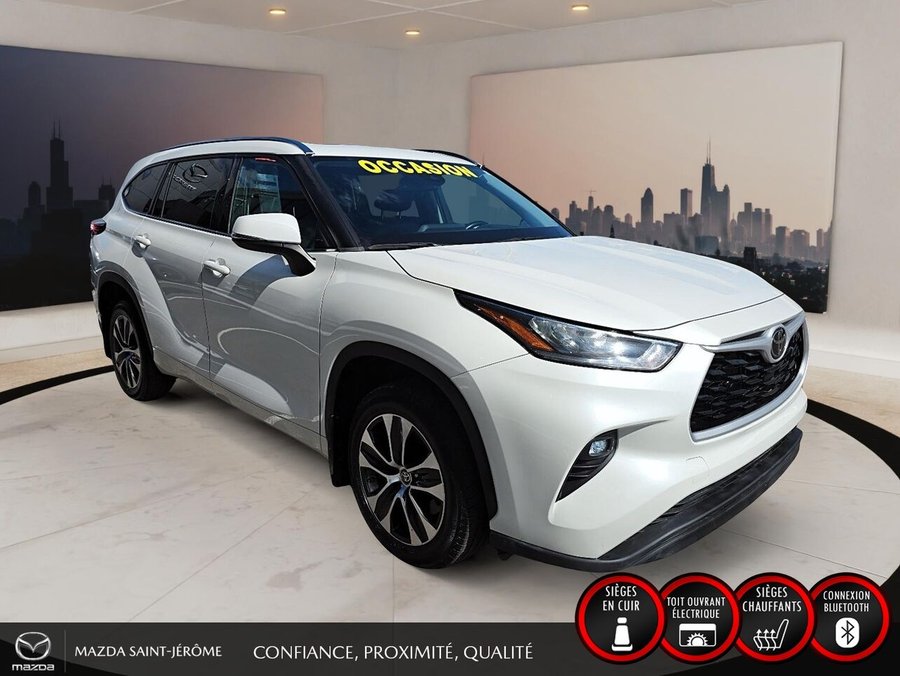 2021 Toyota Highlander XLE | TOIT OUVRANT | CUIR | 3e RANGÉE | AWD White