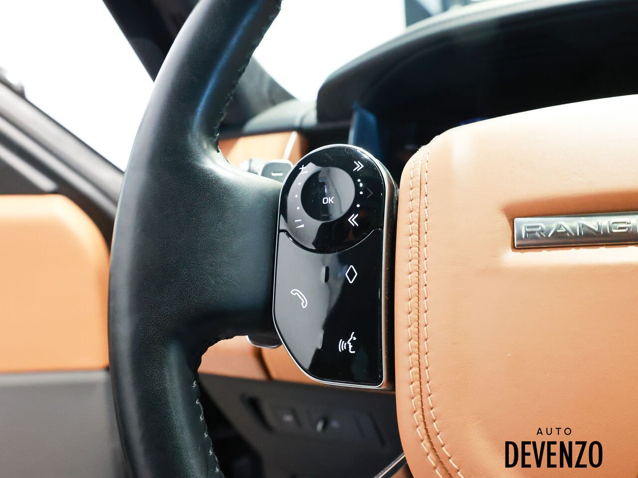 2021 Land Rover Range Rover Grey Saint-Eustache - photo #16