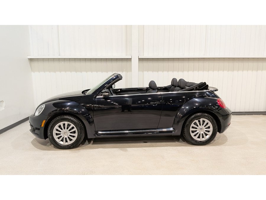 Volkswagen Beetle Convertible 2dr Conv Denim Edition 2016 Noir