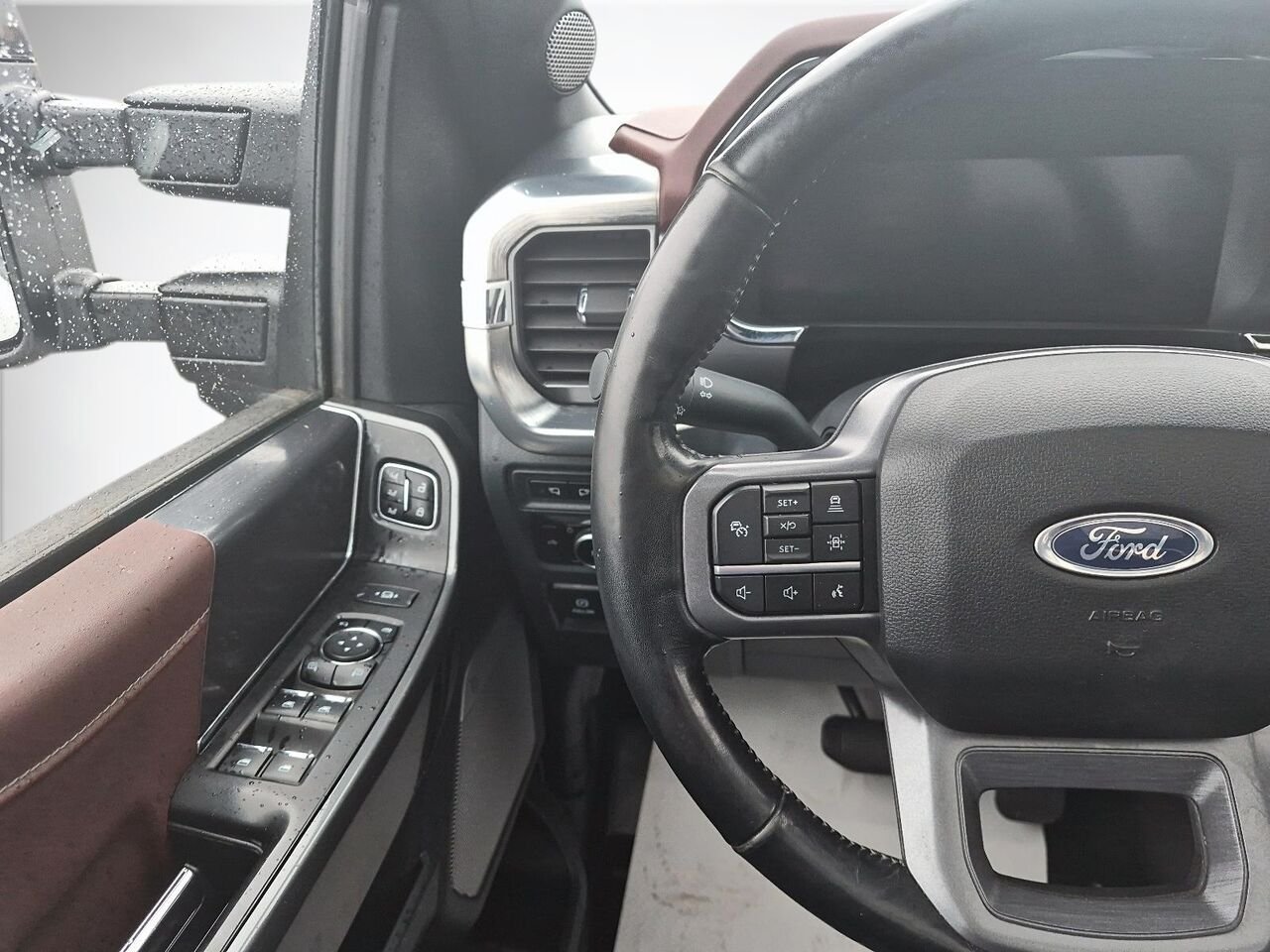 Ford F-150 2F454A | LARIAT 502A ** TOIT PANO ** SPORT 20P ** GROS MIRROIRS ** 360 ** 6,5 pi 2023 Blanc Saint-Jérôme - photo #10