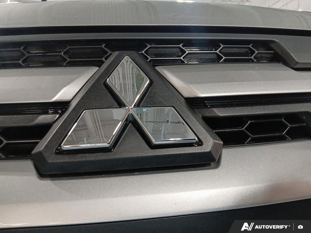 2026 Mitsubishi RVR 264046 | ES Silver Edmonton - photo #8