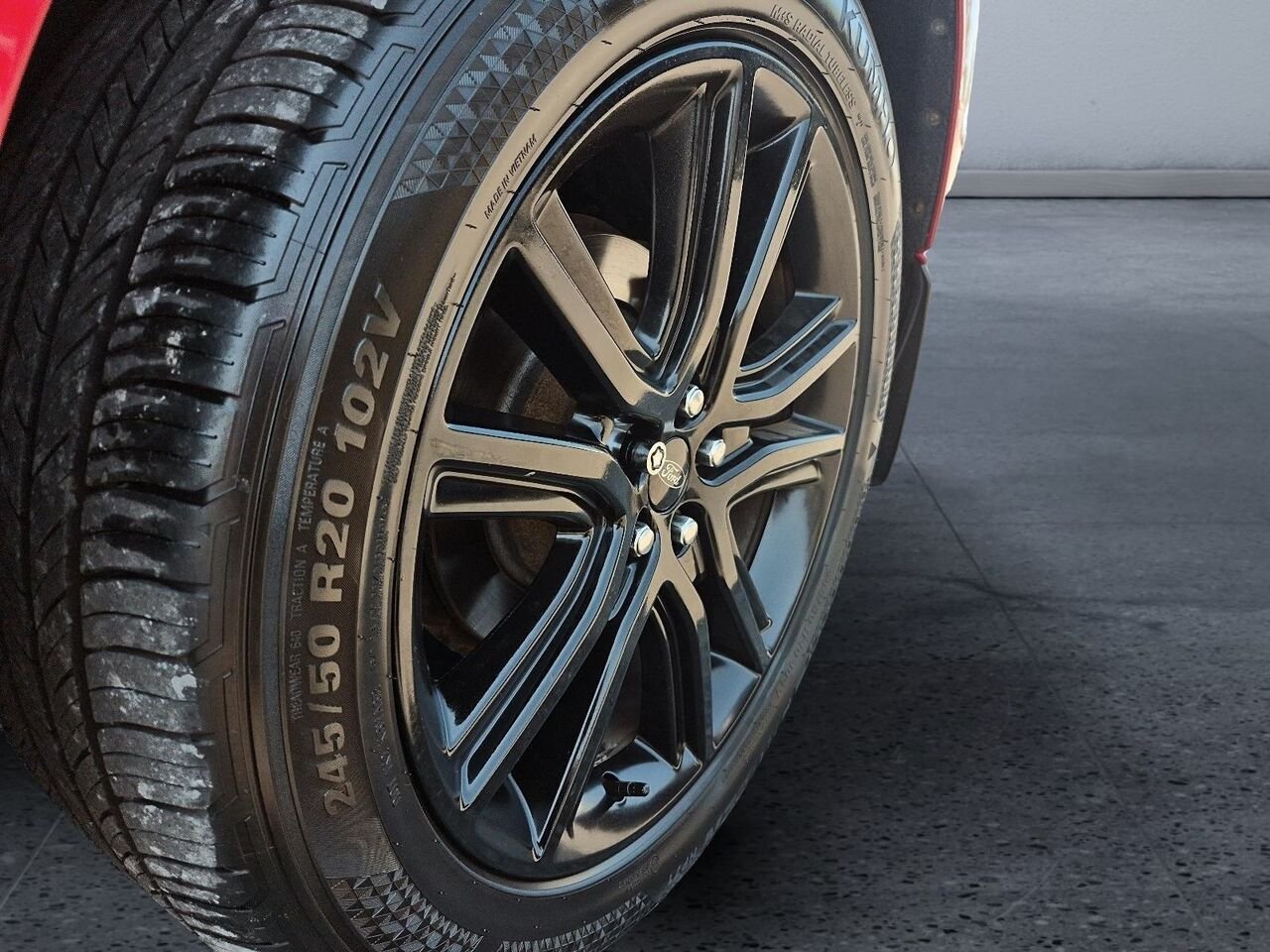 2020 Ford Edge Red Saint-Jérôme - photo #5