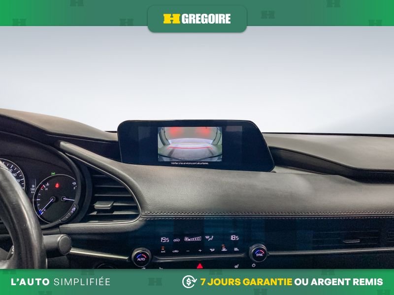 2024 Mazda 3 Grey Laval - photo #18