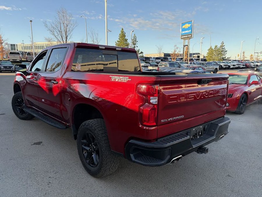 2024 Chevrolet Silverado 1500 LT Trail Boss 6.2L | Heated Seats Red