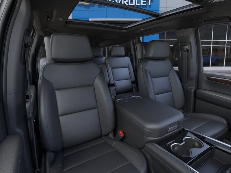 2026 CHEVROLET Suburban Z71 4 portes 4RM BLACK Montmagny - photo #5