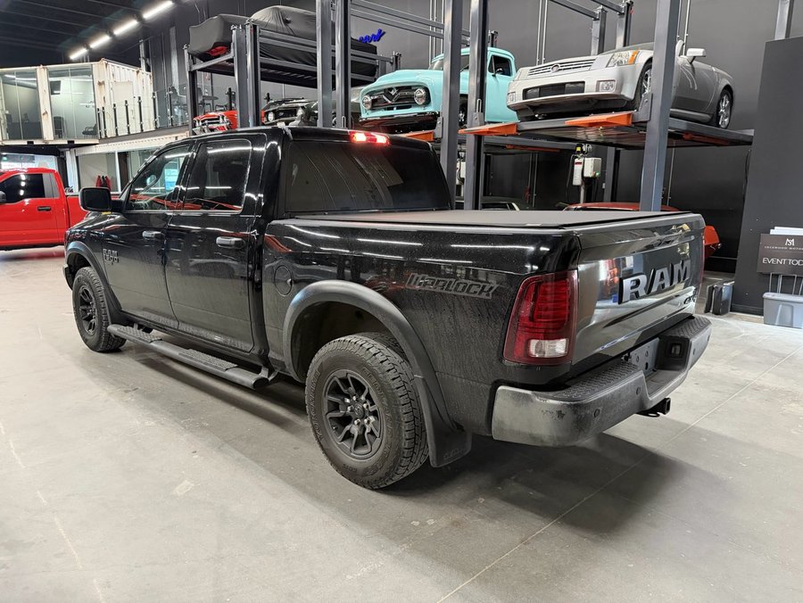 2021 Ram 1500 Classic 2021 Black