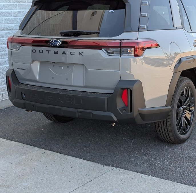 2026 SUBARU Outback LIMITED XT River Rock Pearl
