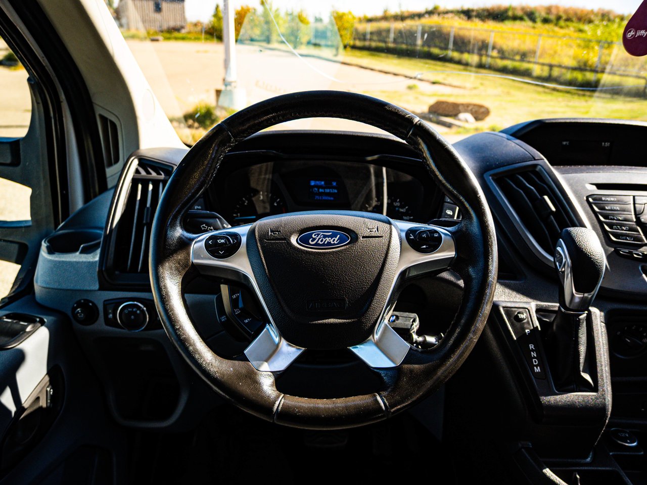 2017 Ford Transit Cargo Van T-250 148 Med Rf 9000 GVWR Sliding RH Dr White Sherwood Park - photo #32