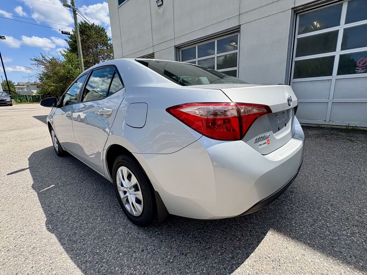 Toyota COROLLA 2017 Argent Mont-Laurier - photo #10