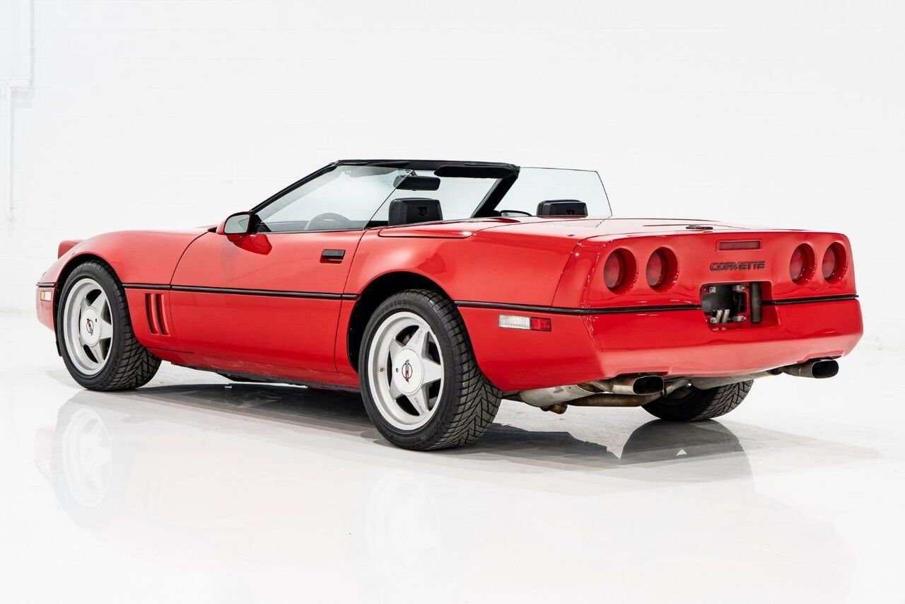 Chevrolet Corvette *PRIX EN USD* Callaway Turbo #123/400 built 1988 Rouge Montréal - photo #22