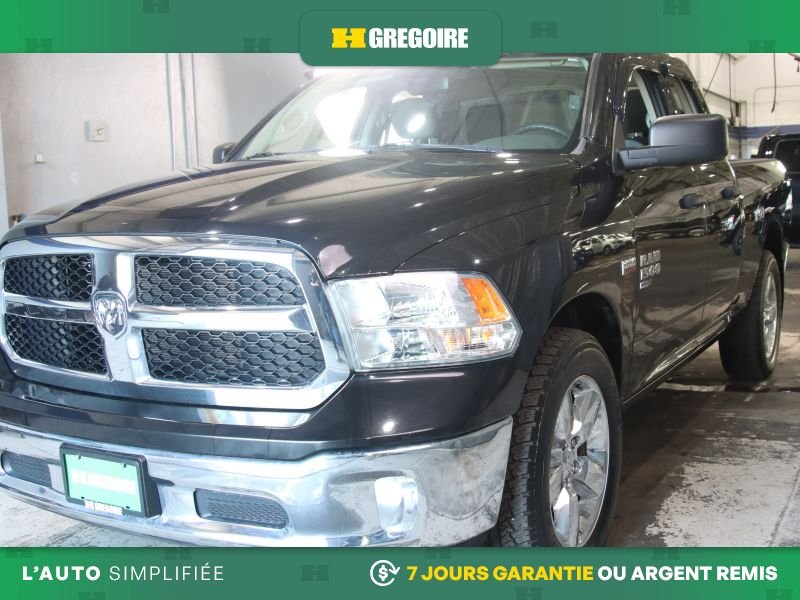 2019 Ram 1500 Black Saint-Eustache - photo #2