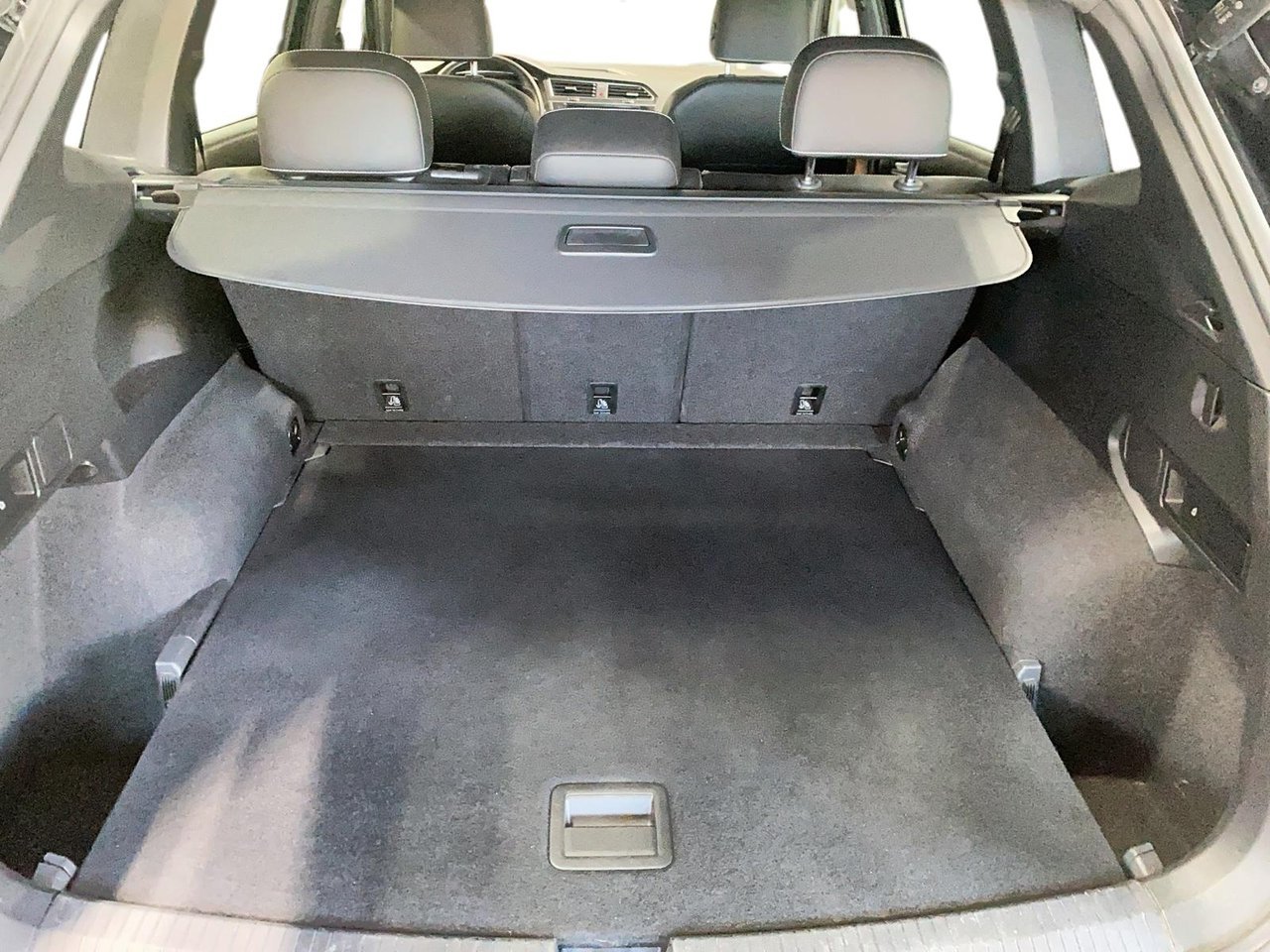 2022 Volkswagen Tiguan VIN 3VV4B7AX2NM063770 Black Baie-Comeau - photo #3