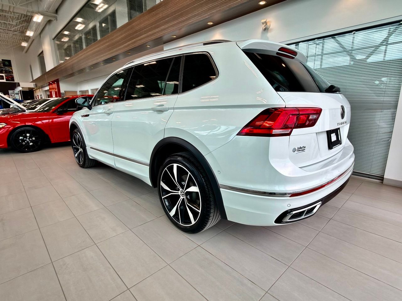 Volkswagen Tiguan 2024 Blanc Notre-Dame-des-Prairies - photo #7