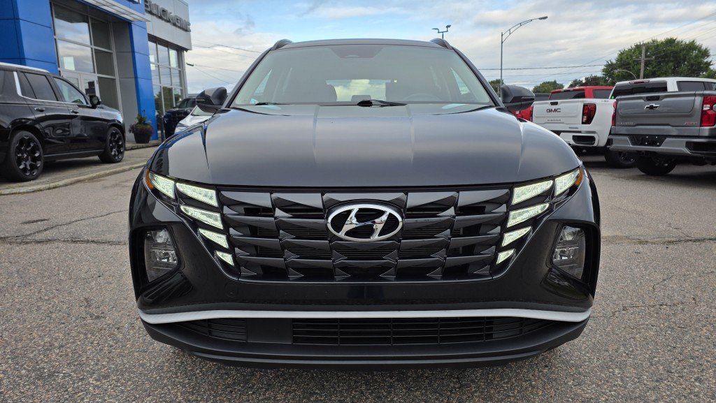 2023 Hyundai TUCSON Preferred FWD Black Mont-Laurier - photo #1