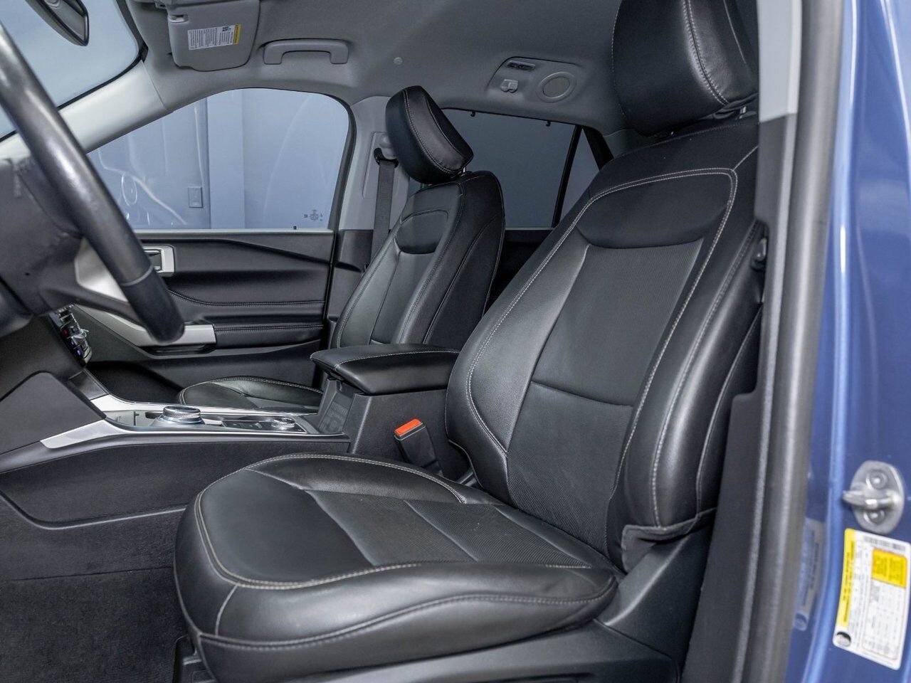 Ford Explorer LIMITED HYBRID AWD *NAV* CUIR SIÈGES VENTIL B&O 2022 Bleu Saint-Jérôme - photo #9