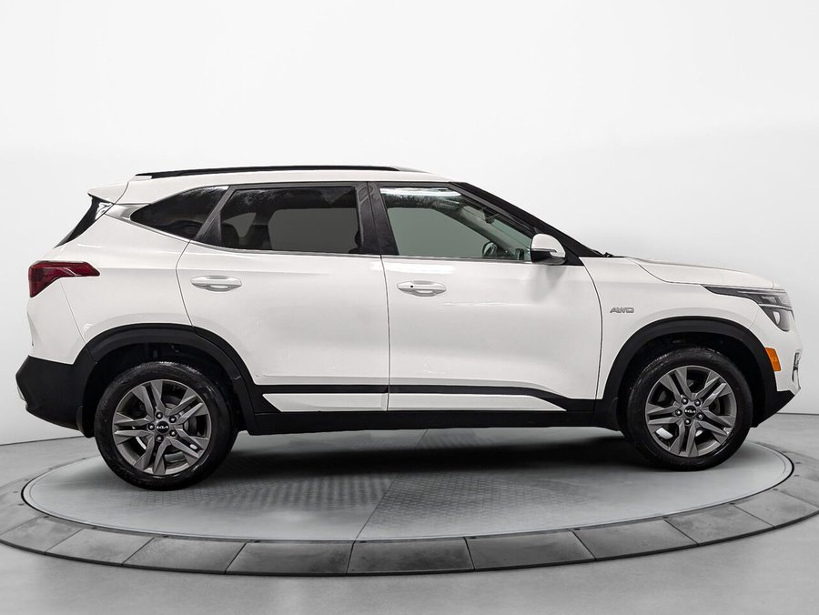 Kia Seltos AWD EX Bas Kilométrage Sièges et Volant Chauffant 2023 Blanc