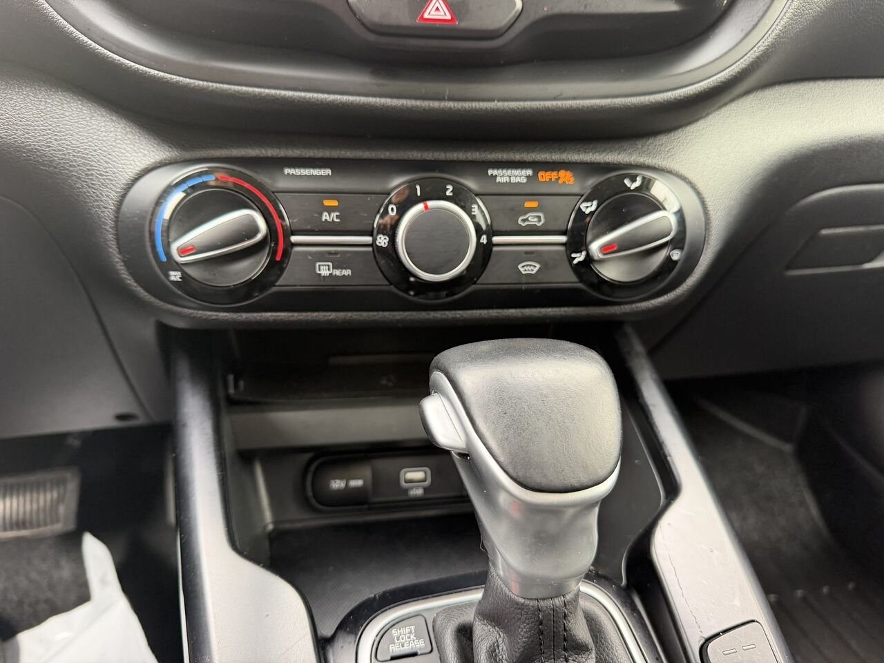 2020 Kia Soul EX Green Laval - photo #20