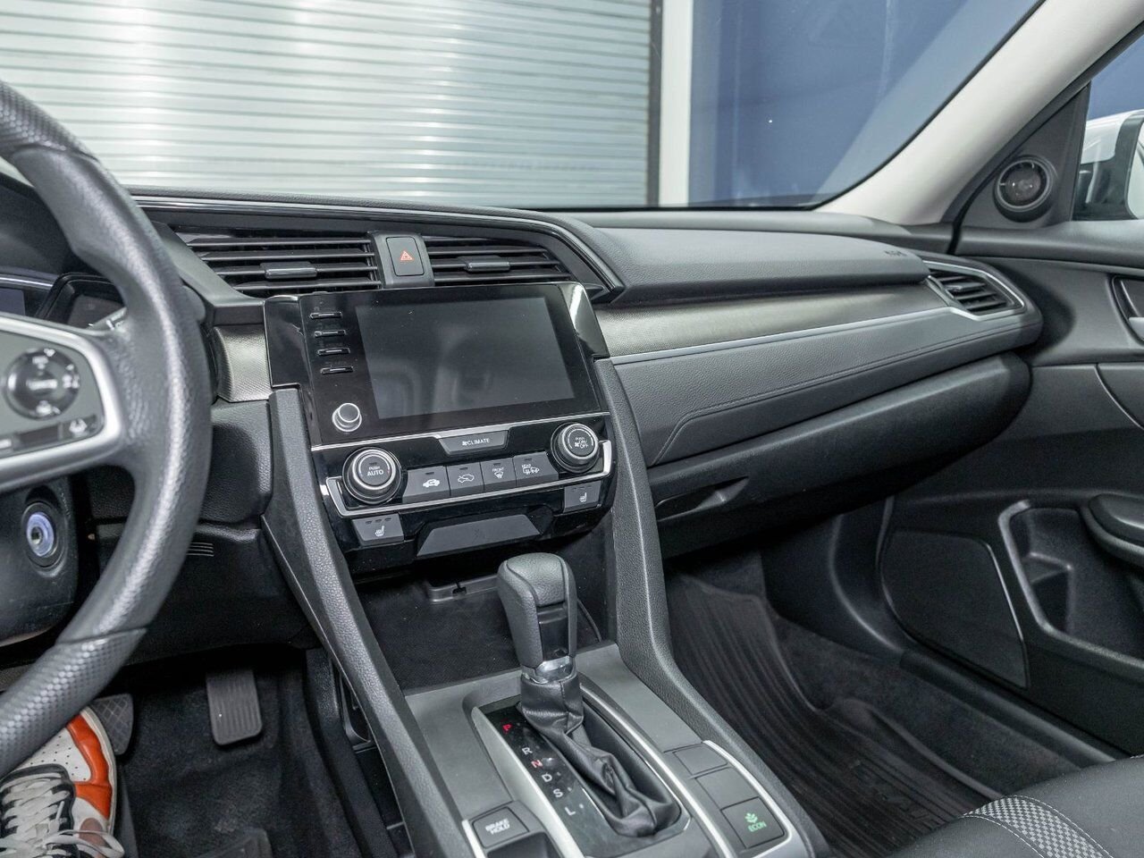 Honda Civic LX AUTOMATIQUE *SIEGES CHAUF* CARPLAY *GR SECURITE 2021 Gris Saint-Jérôme - photo #20