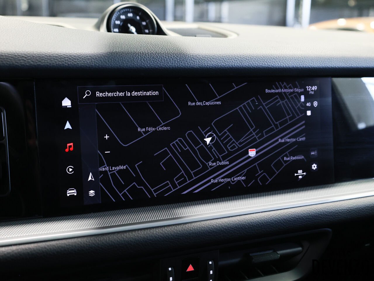2025 Porsche Cayenne Grey Saint-Eustache - photo #17