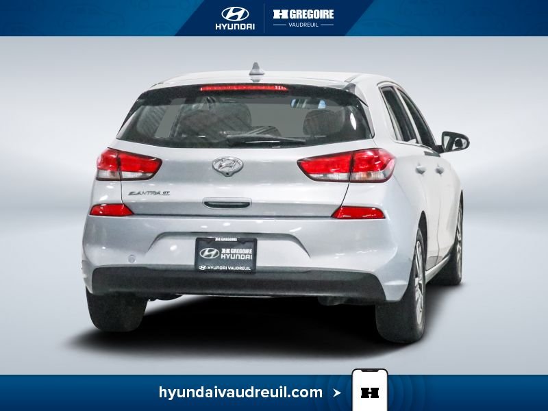2020 Hyundai Elantra Silver Laval - photo #10