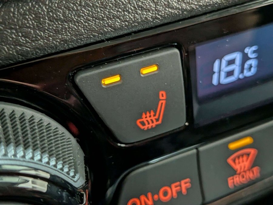 2024 Nissan Kicks SV FWD Blue