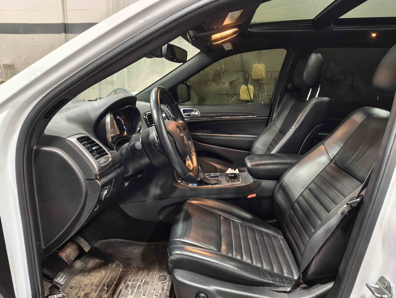 2021 Jeep Grand Cherokee Limited X 4x4 White Sherwood Park - photo #7