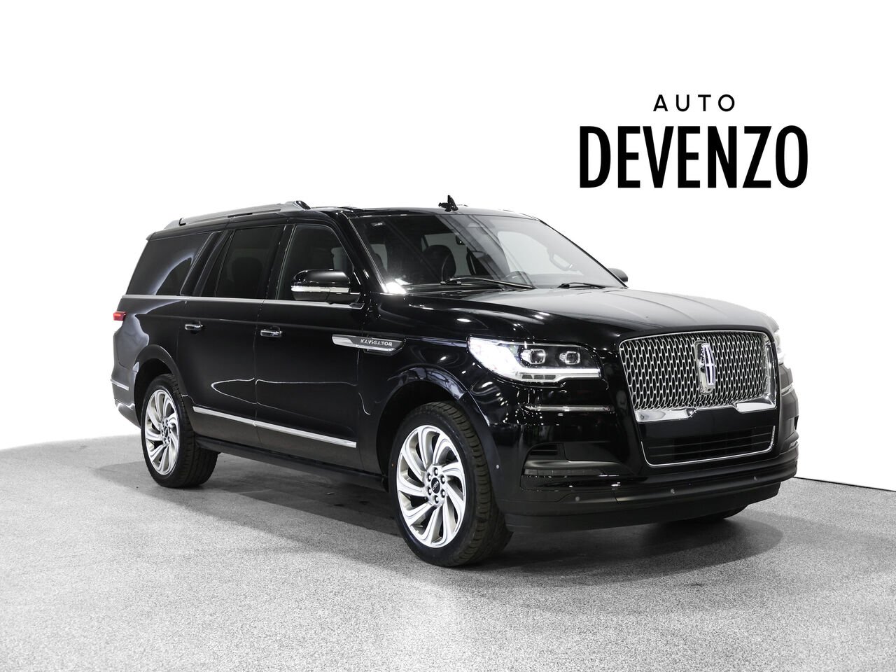 2023 Lincoln Navigator L Black Saint-Eustache - photo #0