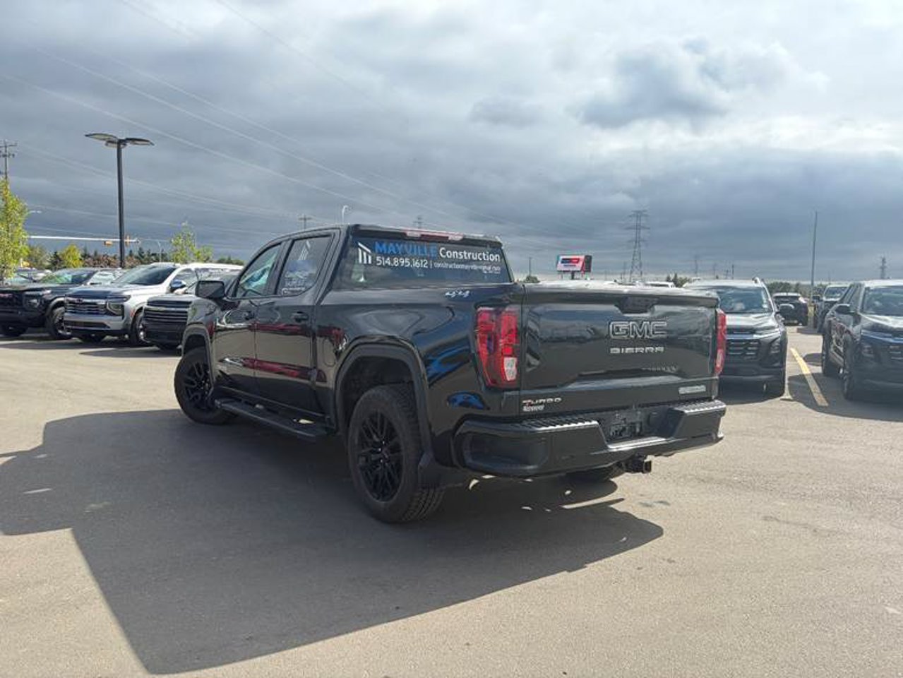 2023 GMC Sierra 1500 4WD Crew Cab 147 Elevation Black Sherwood Park - photo #3