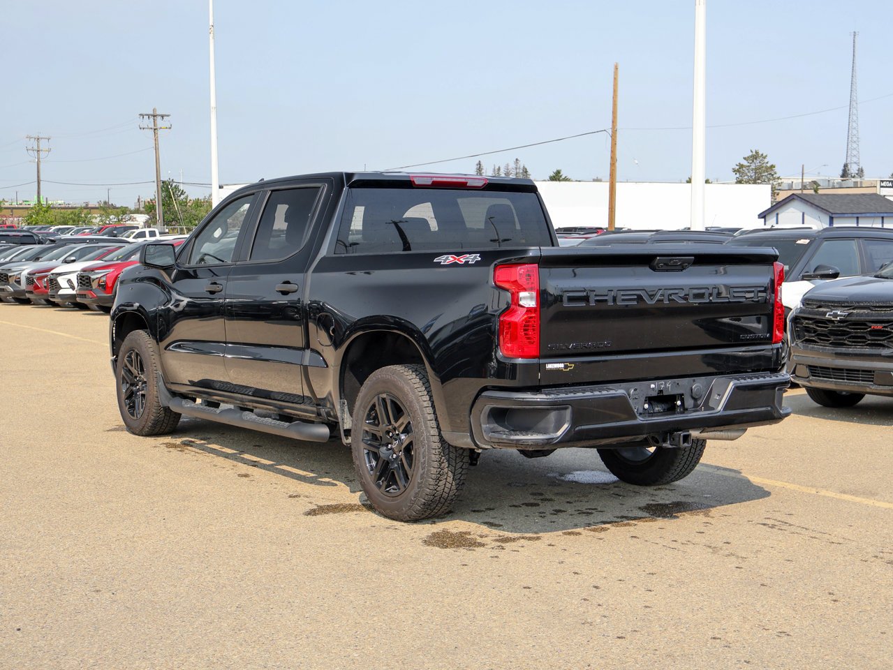 2024 Chevrolet Silverado 1500 4WD Crew Cab 147 Custom Black Sherwood Park - photo #9