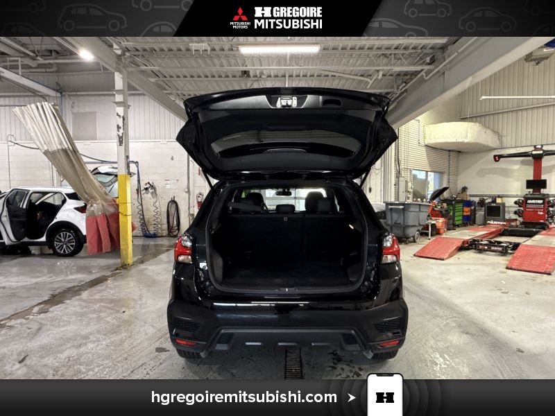 2020 Mitsubishi RVR Black Saint-Eustache - photo #28