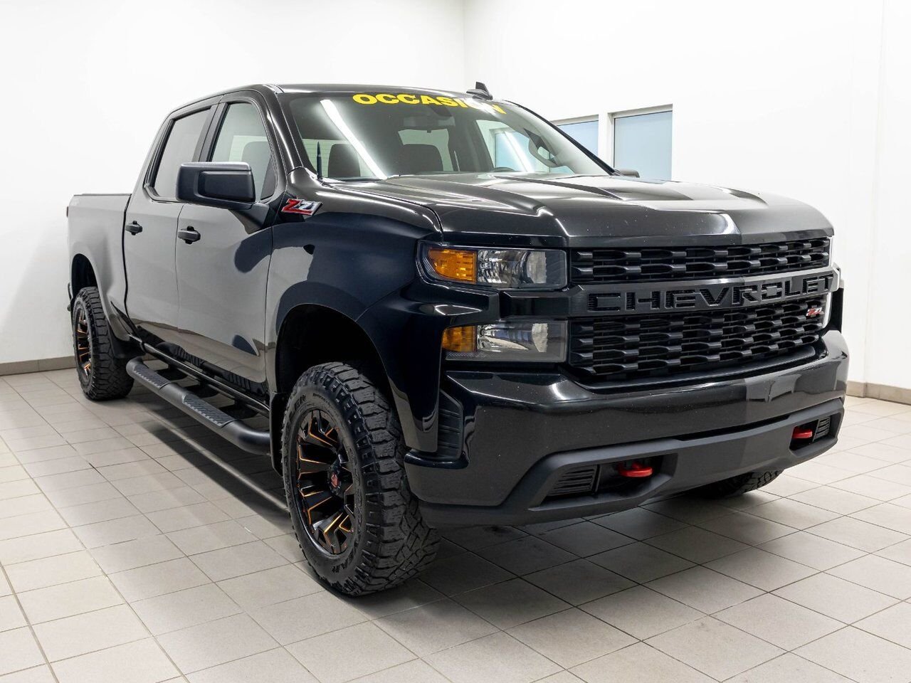 Chevrolet Silverado 1500 CUSTOM TRAIL BOSS CREW 4X4 V8 *CARPLAY* WIFI USB 2021 Noir Saint-Jérôme - photo #8