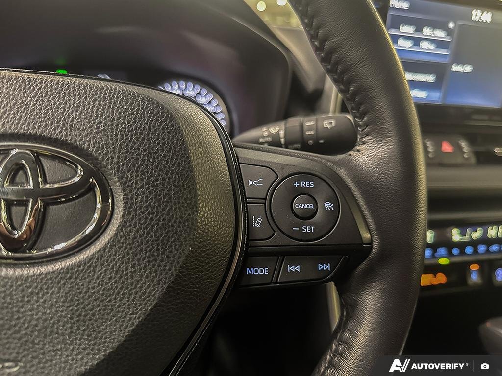 2021 Toyota RAV4 2602370A | XLE Silver Edmonton - photo #15