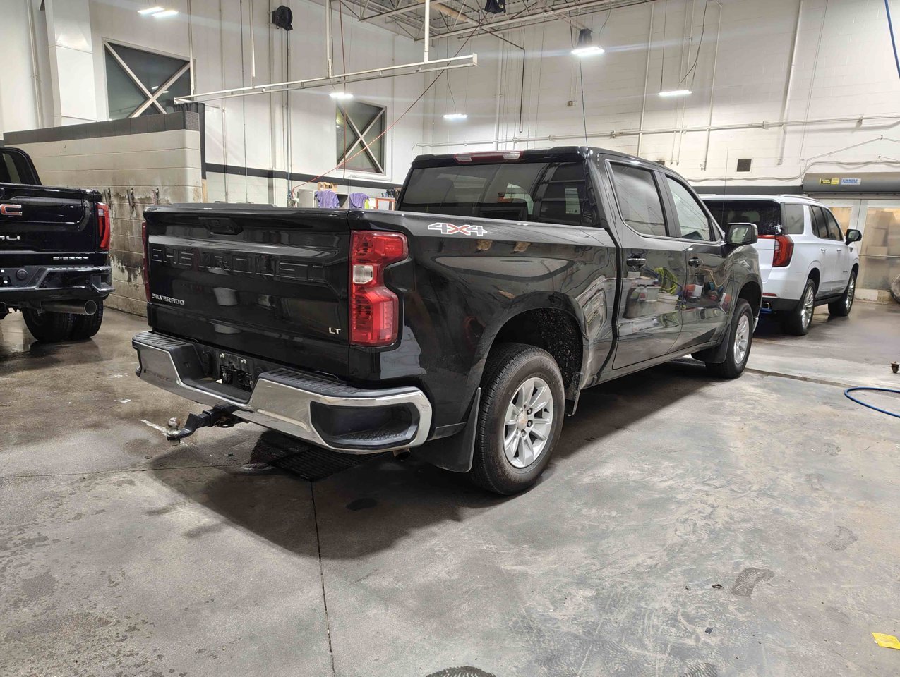 2026 Chevrolet Silverado 1500 4WD Crew Cab 147 LT Black Sherwood Park - photo #5
