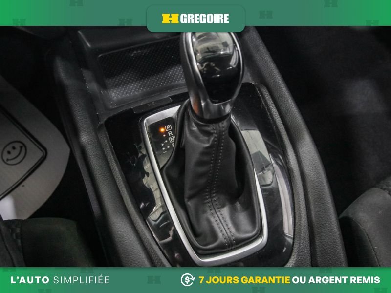 2019 Nissan Qashqai White Blainville - photo #15