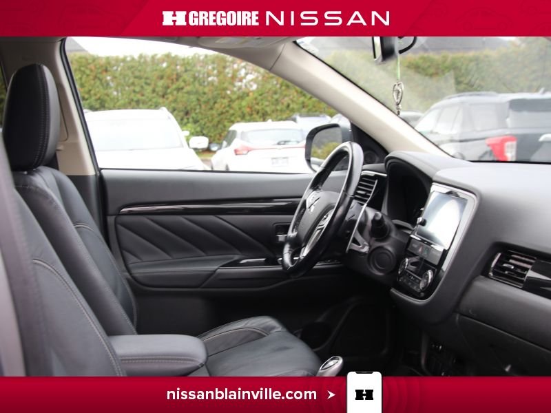 2018 Mitsubishi Outlander Plug-In Hybrid Silver Blainville - photo #21