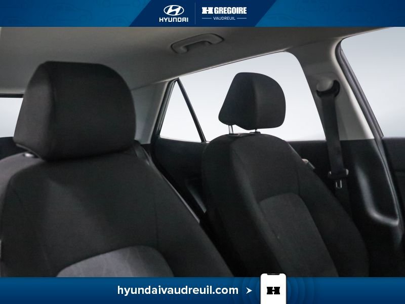 Hyundai Venue 2023 Noir Laval - photo #28