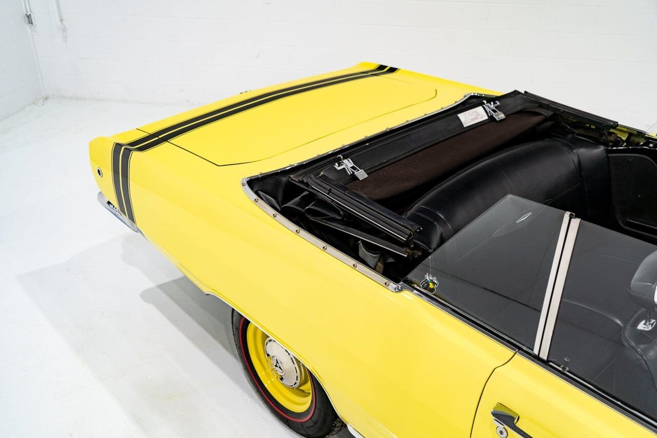 Dodge Dart *PRIX EN USD* GTS Conv Matching #s 340 cu in With Original Built Sheet 1968 Jaune Montréal - photo #55
