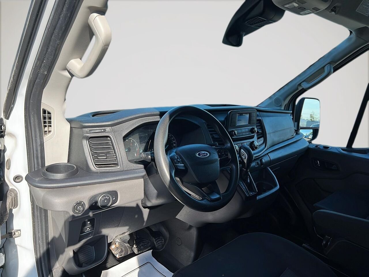 2023 Ford Transit fourgon utilitaire White Québec - photo #9
