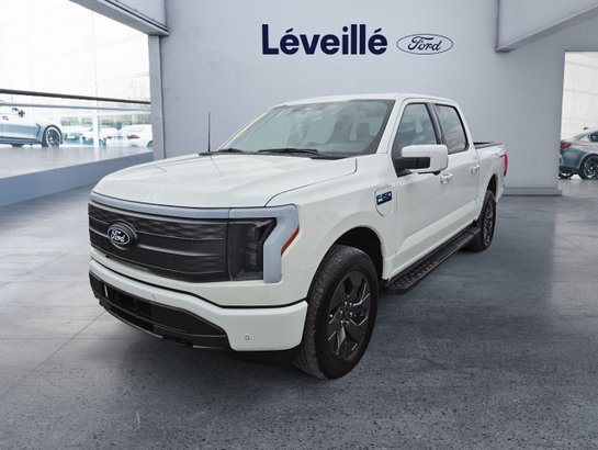 2024 Ford F-150 Lightning LARIAT 511A ** GROSSE BATTERIE ** MAX TOW ** PROPOWER 9.6KW ** 5,5 pi White