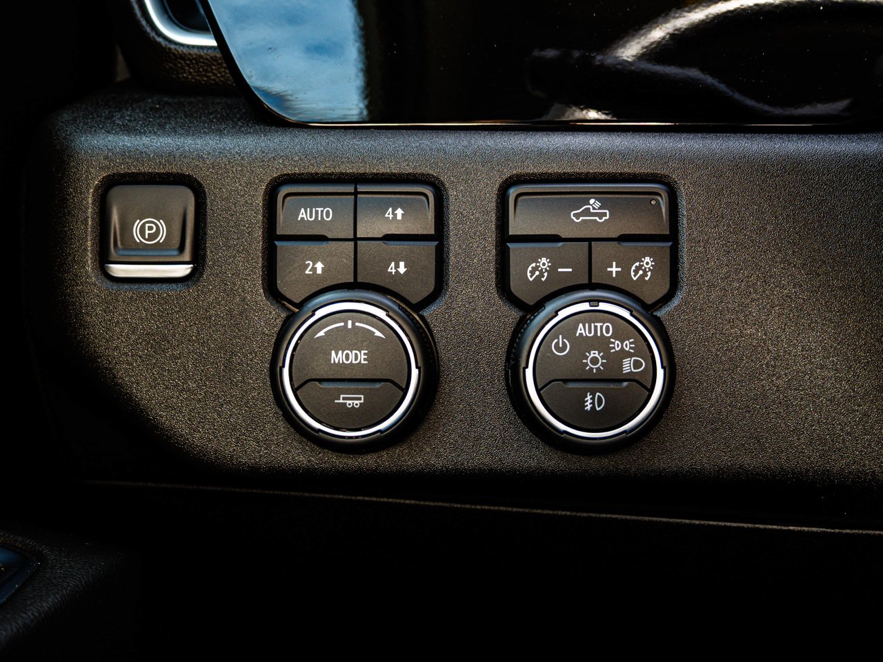 2022 Chevrolet Silverado 1500 4WD Crew Cab 147 RST Blue Sherwood Park - photo #18