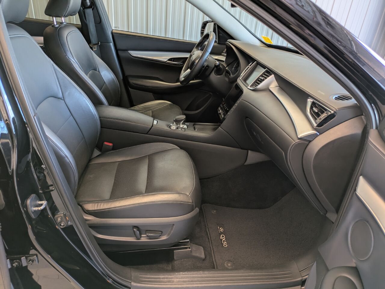 INFINITI QX50 2019 Noir Gatineau - photo #17