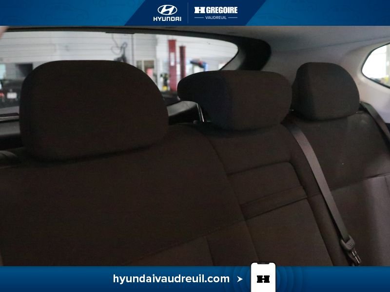 2025 Hyundai Kona Grey Laval - photo #31