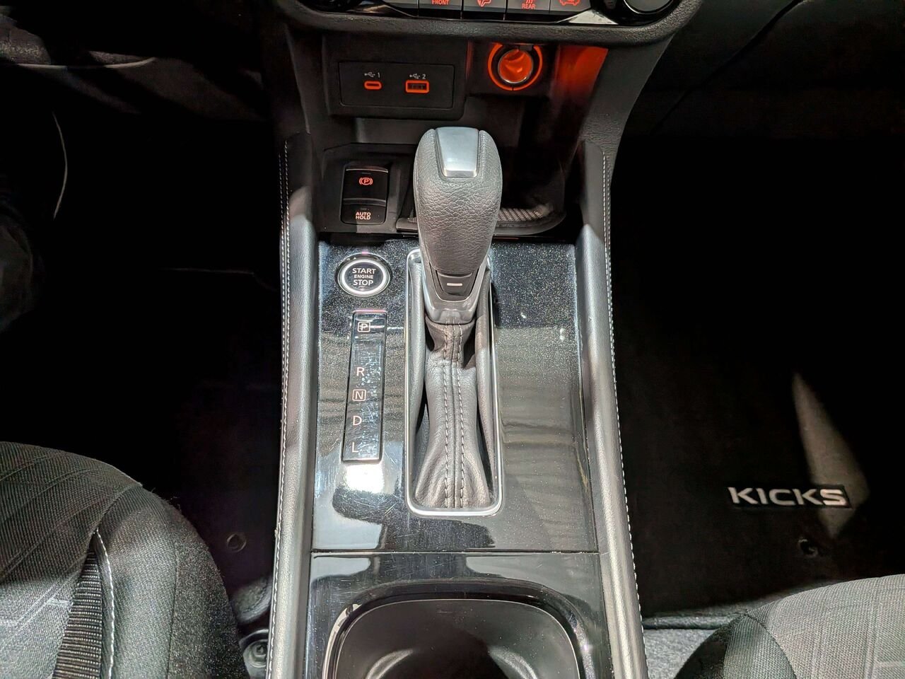 Nissan Kicks 2024 Bleu Val-David - photo #25