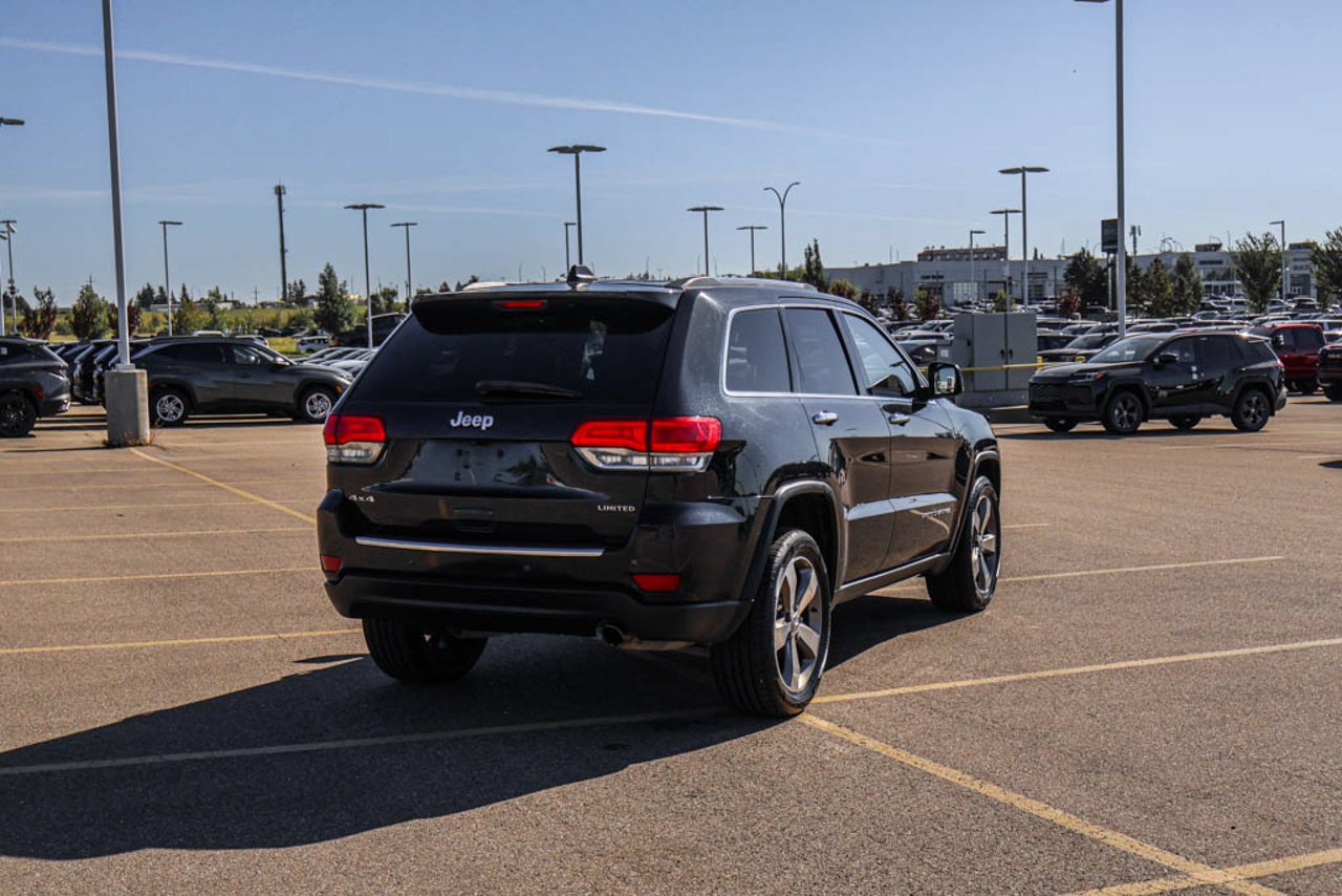 2016 Jeep Grand Cherokee 4WD 4dr Limited Black Sherwood Park - photo #8