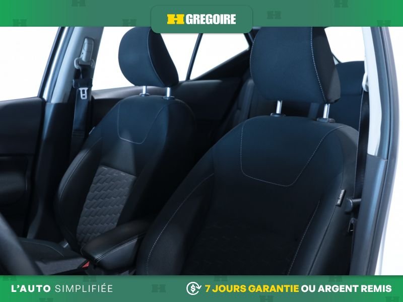 2021 Nissan Kicks White Blainville - photo #15