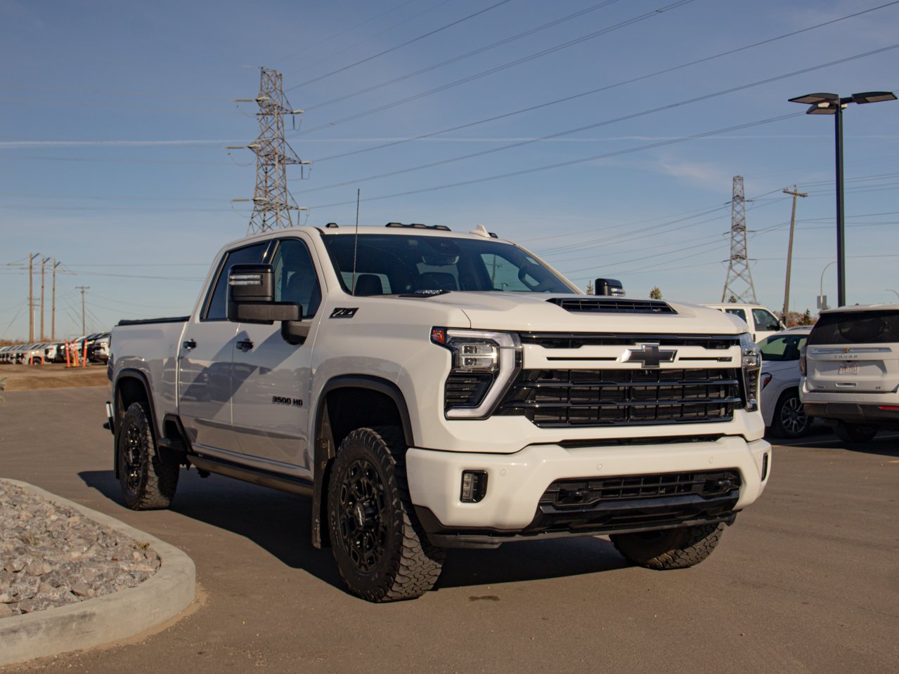 2024 Chevrolet Silverado 3500HD 4WD Crew Cab 159 LTZ White Sherwood Park - photo #13