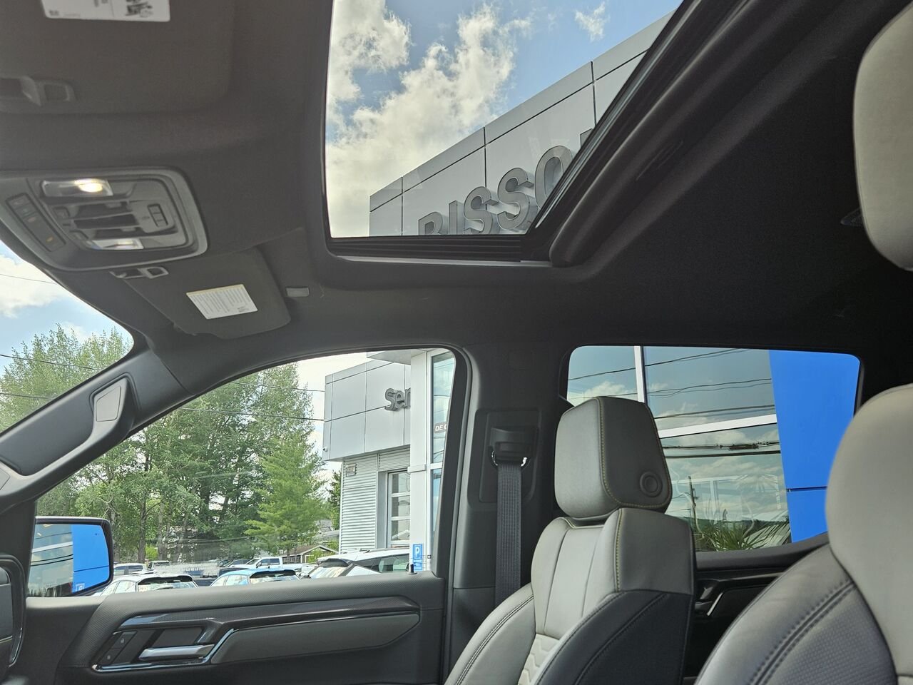 2026 Chevrolet Silverado 1500 ZR2 cabine multiplace 4RM 147 po Red Thetford Mines - photo #13