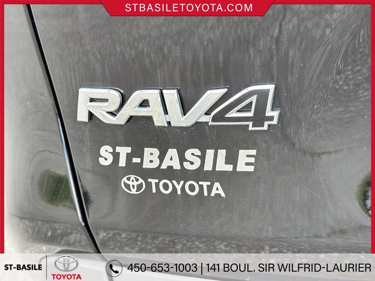TOYOTA RAV4 Hybride 2022 Noir minuit métallisé Saint-Basile-le-Grand - photo #5